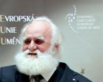 Sculptor Stefan Pelikan has 80 years