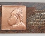 Commemorative plaque to Maestro Pelican